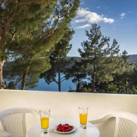 Hotel Marina Sunny By Valamar Rabac